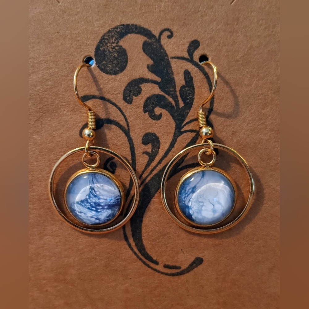 Elegant Gold and Blue Earrings